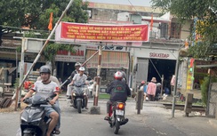 Bắt đầu xóa lối đi tự mở ngang đường sắt qua Biên Hòa