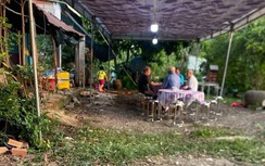 Sạc pin điện thoại, một học sinh lớp 9 ở Long An bị điện giật tử vong