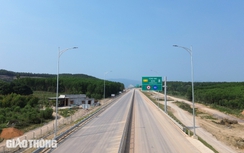 Ngắm cao tốc Bắc - Nam qua Quảng Bình sau 2 năm thi công