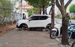 Tháo trộm 4 bánh ô tô, người đàn ông ở Bạc Liêu đến công an tự thú
