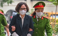 Cựu Chủ tịch FLC Trịnh Văn Quyết vắng mặt, xin hoãn xét xử vì nằm viện, thở oxy