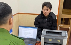 Khởi tố vụ án, tạm giữ quái xế tông gãy xương sườn đại úy CSGT