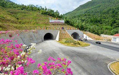 Đề xuất gần 1.300 tỷ đồng đầu tư hoàn thiện, tăng năng lực khai thác hầm Cù Mông