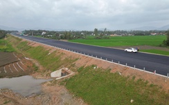 Bình Định khẩn trương bàn giao mặt bằng trạm dừng nghỉ cao tốc trước 10/4