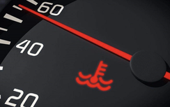 Ô tô hiện đèn cảnh báo nhiệt độ nước làm mát, có được đăng kiểm?