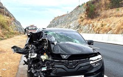 Húc đuôi xe tải, ô tô con bẹp dúm đầu trên cao tốc Phan Thiết - Dầu Giây