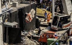 Đội cứu hộ bị sốc, bật khóc vì mức độ thảm khốc trong vụ sập mái hộp đêm tại Dominica