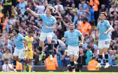 Ngoại hạng Anh: Man City ngược dòng trước Crystal Palace, Arsenal hòa thất vọng Brentford