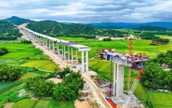 Cao tốc qua Phú Yên, Bình Định đang thi công đến đâu?