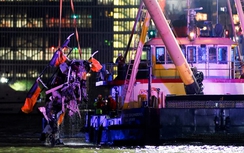 FAA dừng hoạt động ngay lập tức công ty điều hành chiếc trực thăng rơi xuống sông Hudson