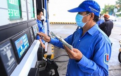 Giá xăng dầu xuống mức thấp nhất 4 năm, có tiếp tục lao dốc?