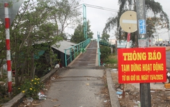 Bạc Liêu: Cầu treo Vĩnh Mỹ dừng hoạt động, việc đi lại thế nào?