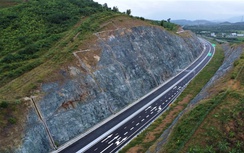 Sẵn sàng khai thác hơn 70km tuyến chính cao tốc Vân Phong - Nha Trang