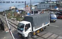 Tông gãy thanh chắn đường sắt, hai tài xế xe tải bị đề nghị điều tra