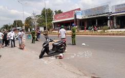 Va chạm giữa xe máy và xe tải, một phụ nữ tử vong tại chỗ