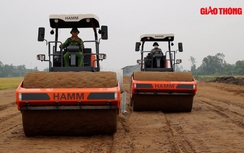 Dỡ gia tải những km đầu tiên trên cao tốc Cần Thơ - Cà Mau