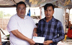 Thăm hỏi, hỗ trợ hai con của cặp vợ chồng tử vong do tai nạn giao thông