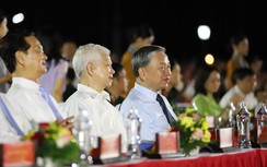 Tổng Bí thư Tô Lâm dự chương trình nghệ thuật “Đất nước trọn niềm vui" tại TP.HCM