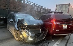 7 ô tô đâm liên hoàn trên cao tốc Nội Bài - Lào Cai