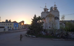 Nga - Ukraine cáo buộc nhau vi phạm lệnh ngừng bắn dịp lễ Phục sinh