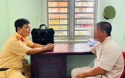 Bình Dương: Xử phạt người đàn ông cụt tay "diễn xiếc" với xe máy trên đường phố