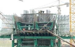 Đua tiến độ, hợp long cầu Phong Châu mới trong tháng 9