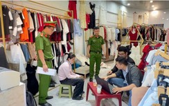 Bắt chủ shop quần áo điều hành đường dây mại dâm