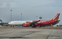 Nguyên nhân nào khiến nhiều chuyến bay ở Tân Sơn Nhất bị trễ những ngày qua?