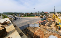 Thủ tướng yêu cầu đẩy nhanh GPMB, khai thác VLXD cho các dự án đường bộ cao tốc