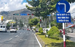 Kỳ lạ biển báo "tự mọc" rồi "tự biến mất" trên đường vào Miếu Bà Chúa xứ núi Sam