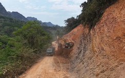 Sau 3 lần giãn tiến độ, đường 120 tỷ ở Cao Bằng được cam kết về đích trước 30/6