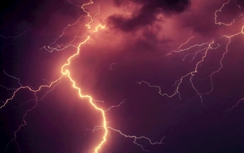 Kon Tum: Vợ chồng bị sét đánh khi làm rẫy, một người tử vong