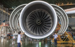 Cận cảnh xưởng chăm sóc dàn "chim sắt" tại Nội Bài