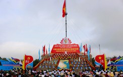 Xúc động Lễ Thượng cờ Thống nhất non sông bên Vĩ tuyến 17
