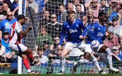 Ngoại hạng Anh: Bị Everton cầm chân, Arsenal xa dần giấc mơ vô địch