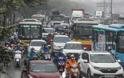 Cửa ngõ Hà Nội chật như nêm ngày đầu nghỉ lễ Giỗ Tổ Hùng Vương