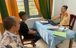 Con lên đèo Vi Ô Lắk bốc đầu xe quay tiktok, cha bị phạt 14 triệu, tịch thu xe