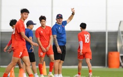 HLV U17 Việt Nam yêu cầu học trò rèn kỹ một bài đánh trước lúc gặp Nhật Bản