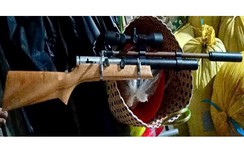 Long An: Bắt khẩn cấp đối tượng lên mạng rao bán súng