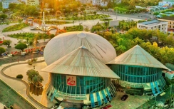 Về Bạc Liêu dịp lễ 30/4 đừng quên ghé qua nhà hát Cao Văn Lầu