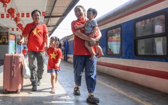 Về Thủ đô bằng tàu hỏa, trải nghiệm văn hóa, ẩm thực chỉ Hà Nội mới có