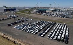 Ba hãng ô tô Mỹ lên tiếng về thỏa thuận thương mại ông Trump vừa ký với Anh