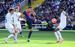 Ngược dòng đánh bại Real Madrid, Barcelona tiến gần chức vô địch La Liga