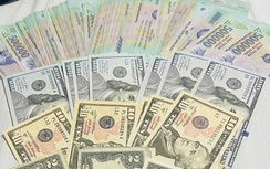 Khách bất ngờ nhận lại cả trăm triệu đồng bỏ quên trên tàu