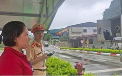 Kỳ sát hạch lái xe đầu tiên do CSGT Lạng Sơn tổ chức: Kiểm tra nồng độ cồn tất cả thí sinh