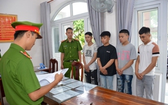 Quảng Nam: Khởi tố nhóm 8 nam nữ mang tuýp sắt, ná cao su đi đánh nhau