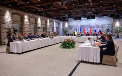 Ông Trump sắp điện đàm với lãnh đạo Nga, Ukraine