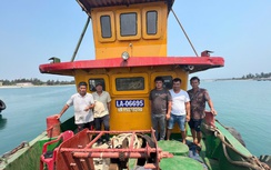 Vụ chìm sà lan 9 người chết, mất tích: Quảng Ngãi yêu cầu khẩn trương trục vớt tàu kéo