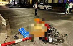Tông xe vào cột bảng tên đường, một thanh niên tử vong tại chỗ