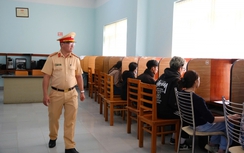 500 học viên tham gia kỳ sát hạch lái xe đầu tiên do Công an tỉnh Lâm Đồng tổ chức